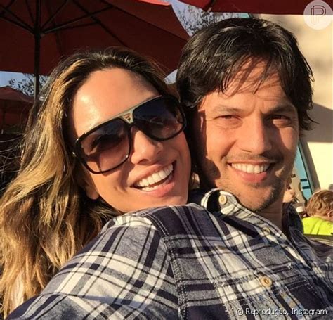 Fábio is married to tv presenter patricia abravanel, whom he had three children: Patricia Abravanel e Fabio Faria adiam casamento para ...