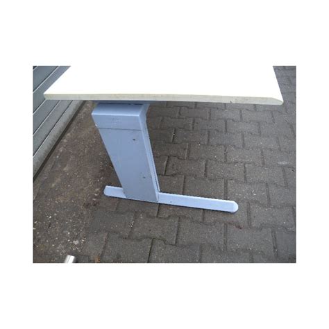 Wir haben verschiedene hersteller unter die lupe genommen und wir wirkung zeigen ihnen hier unsere resultate unseres vergleichs. GESIKA NOVA Bürotisch / Schreibtisch