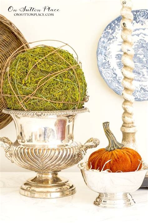 A vignette with just three items may be a little too simple for your decorating skills. Fall Vignette Ideas | Fall vignettes, Fall decor, Decor