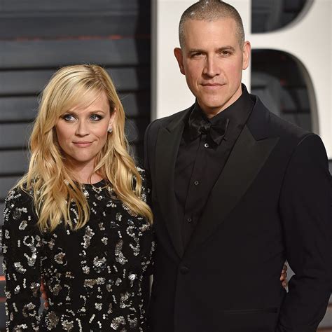 Reese Witherspoon Husband Jim Toth Filing For Divorce Headline Hitters