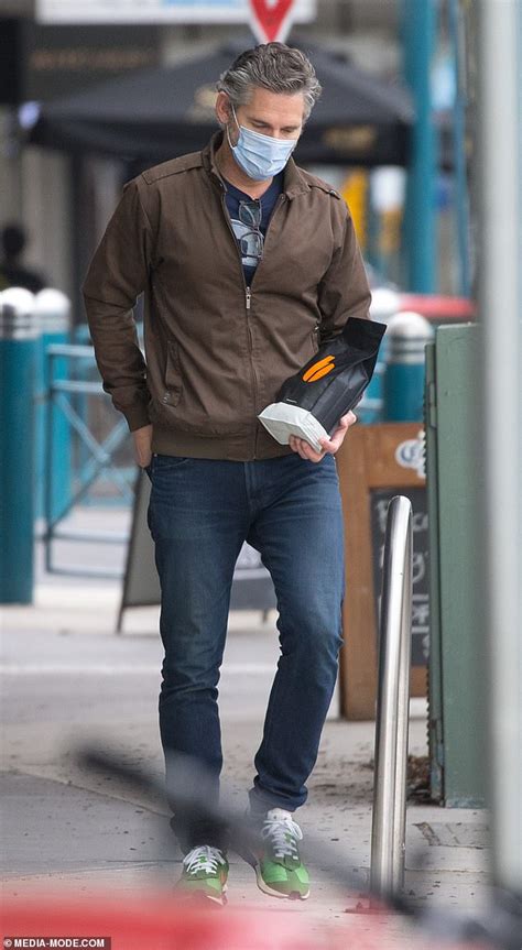 Eric Bana Cuts A Casual Figure As He Is Seen Picking Up A Bag Of Coffee Beans
