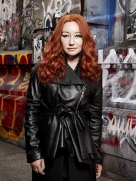 Tori Amos Revisits Her Past On Gold Dust Bbc News