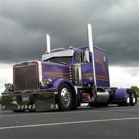 Semitrckn “peterbilt Custom 379 ” Big Rig Trucks Ram Trucks Diesel