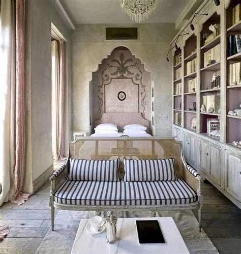 Tuscan italian decor provides quality italian home decor, tuscan decor, furnishings and bath & body products made in italy. 72 Inspiring Italian Style Bedroom Decor Ideas #italian # ...