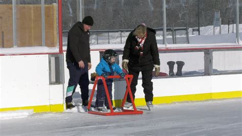 The Canada 150 Rink In Gananoque Ont Opens For Skaters Ctv News