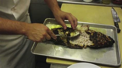 Trucha rebozada, trucha a la sidra, trucha rellena. Como Cocinar Pescado Entero en la Parrilla - YouTube