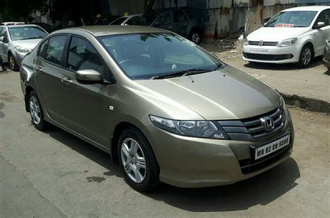 The average sale price of a used honda city 2008 ranges between rs. Bold Beige Metallic Honda City 2008-2011 1 Point 5 S MT ...