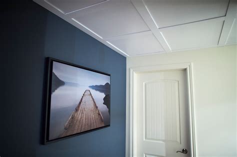 Find an expanded product selection for all types of businesses, from professional offices to food service operations. Plafond suspendu Embassy blanc. #Plafond. / White Embassy ...