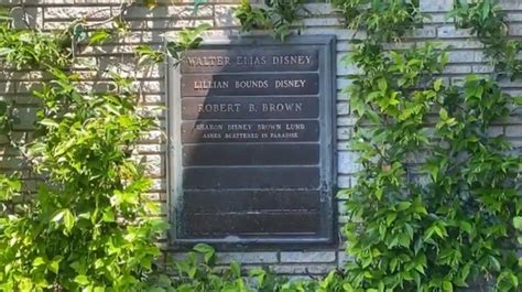 Walt Disney Grave