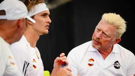 Alexander zverev senior hat es aufgegeben, sich über seinen sohn aufzuregen. Australian Open - Zverev mit Becker als Trainer ...