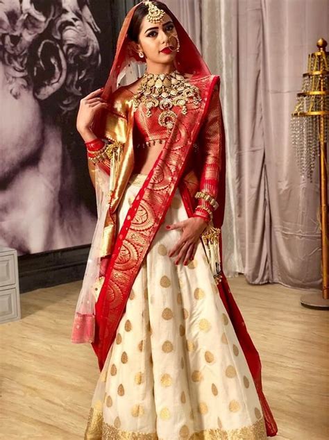 Sensational Lehenga Style Saree Designs For Brides To Flaunt At Their