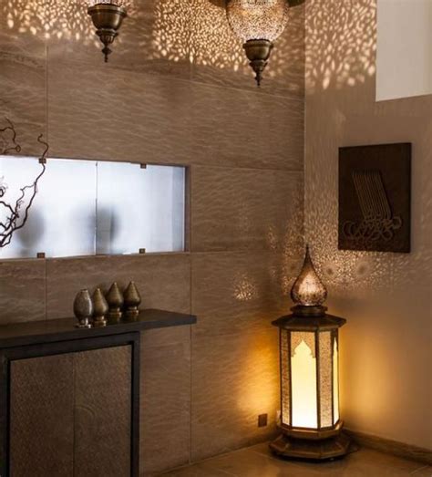 Echa un vistazo a nuestro catálogo online de accesorios para decoración árabe porque son tan diferentes estos productos que no terminaríamos de hablar de ellos. Marruecos encantador | Ventas en Westwing | Salones ...