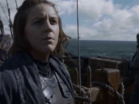 Game Of Thrones Season 6 Yara Greyjoy Returns As Actress Gemma Whelan Spotted In Belfast The