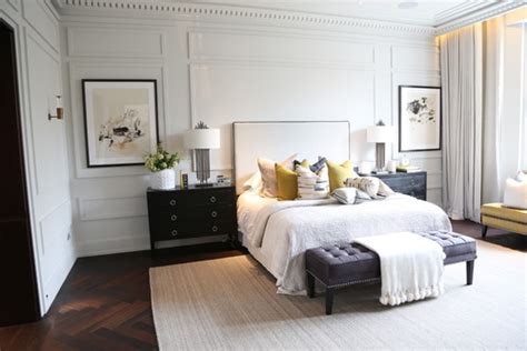 Dark wood flooring for an elegant living room 12. 35 Master Bedrooms with Dark Wood Floors