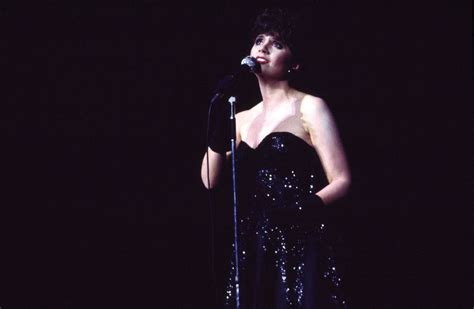Linda Ronstadt Retired From Singing Is Still A Glorious Voice