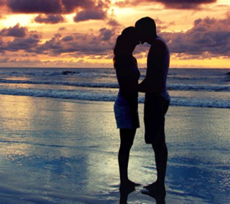 Love Couple In Sunset: ~ Love, Love Story, Love Gallery, Love wallpaper, Love Quotes