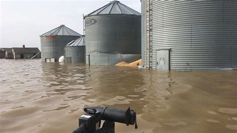 Montana North Dakota Homes Evacuated Amid Flooding From Rapid Snowmelt