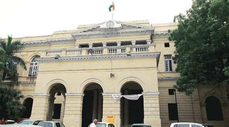 Delhis Town Hall To Become A Heritage Hotel Delhi News The Indian