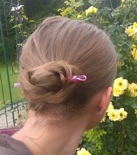 I partnered with matrix style link to bring you this sleek. 40 Quick and Easy Short Hair Buns to Try