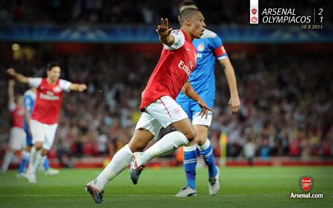 The site owner hides the web page description. 英超足球 阿森纳 Arsenal 2012年赛季壁纸_我爱桌面网提供