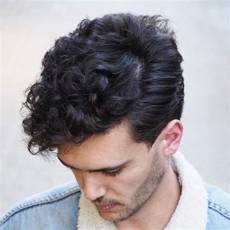 How To Get Curly Hair For Men 2021 Guide With 7 Steps