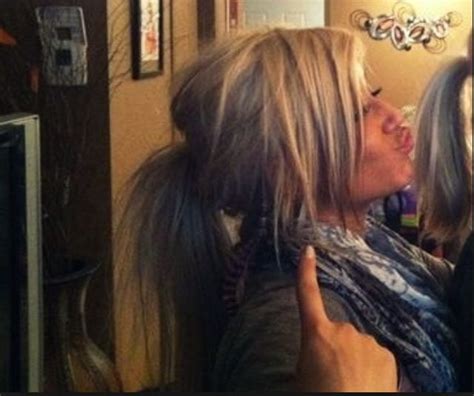 Contact chelsea houska on messenger. Long hair with short layers in front | Chelsea houska hair ...