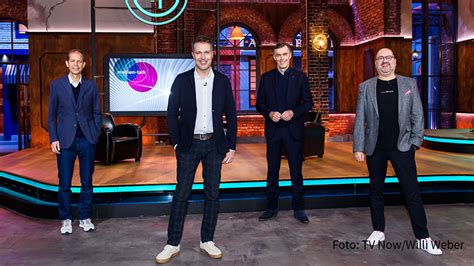 Man kann tv über antenne schauen oder über die mediathek im internet. RTL-Gruppe und Telekom machen gemeinsame Sache