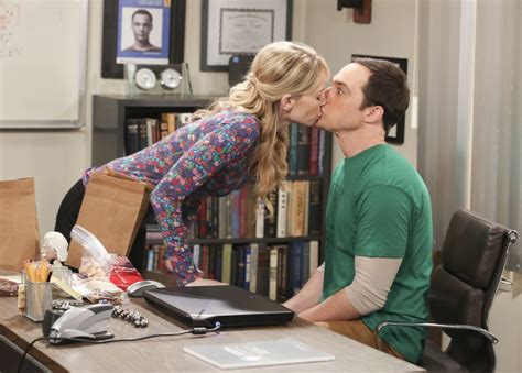 Bronze Population Pack Zu Setzen Big Bang Theory Amy Kisses Penny Glanz
