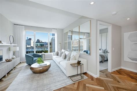 The pj condos is a new preconstruction condo development by pinnacle international located at john street and pearl street in toronto. Luxury Condos in New York City for Sale and Guide | ELIKA ...