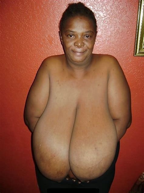 Black Granny Show Her Huge Boobs Porn Pictures Xxx Photos Sex Images Pictoa