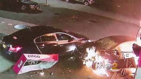 Police Chase Ends In Fiery Crash Youtube