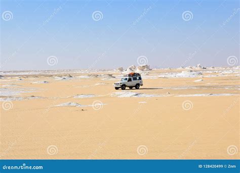 Safari In Sahara Egypt Western White Desert Editorial Stock Image Image Of Hill Summer