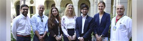 Actualmente está acreditada por 6 años y desde sus inicios, contó con el apoyo de la facultad de medicina de la pontificia universidad católica de chile. Facultad de Medicina UC forma lazos con Universidad de ...