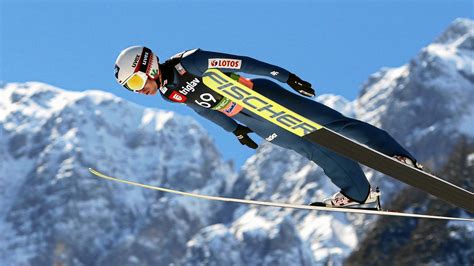 Pod koniec 1919 powstał pzn, a w 1920 odbył się pierwszy konkurs o mistrzostwo polski. Skoki Narciarskie Zakopane 2021 : Puchar Swiata W Skokach ...