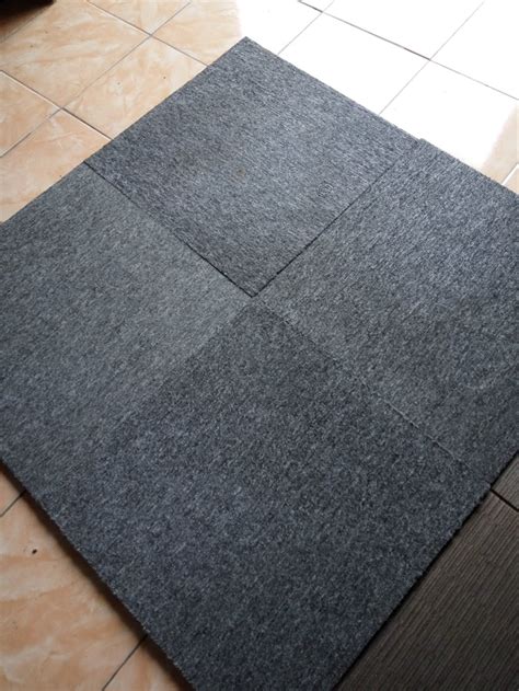 Sebab motif dari karpet meteran sangat variatif, unik dan menarik dijadikan sebagai penghias suatu. Jual karpet lantai Murah model kotak di lapak omah karpet ...