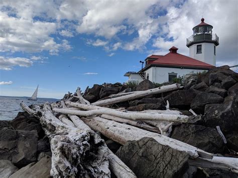 Alki Point Lighthouse Seattle Wa Lighthouse Evergreen State