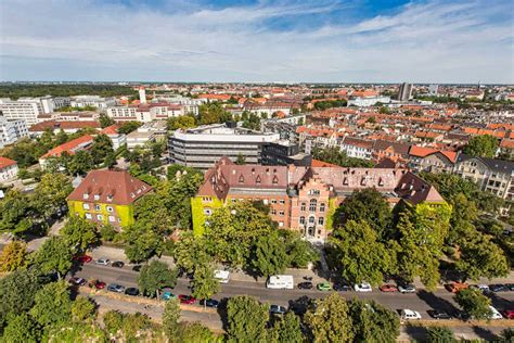Why the robert koch institute (rki) in berlin is the institution whose opinion everyone wants to know in the corona crisis. Partner in Krisenzeiten: Das Robert Koch-Institut - Nicht ...