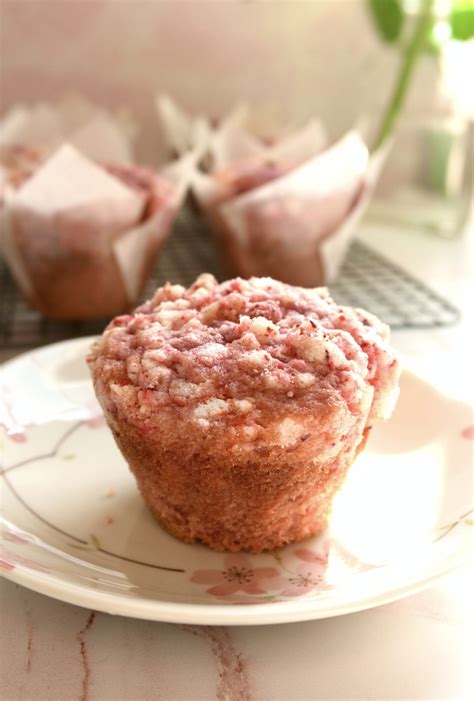 Strawberry Shortcake Crumble Muffins Brownie Mischief