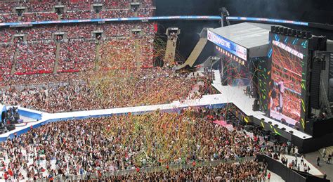 Wembley Concerts Boost Record Fa Revenue Iq Magazine