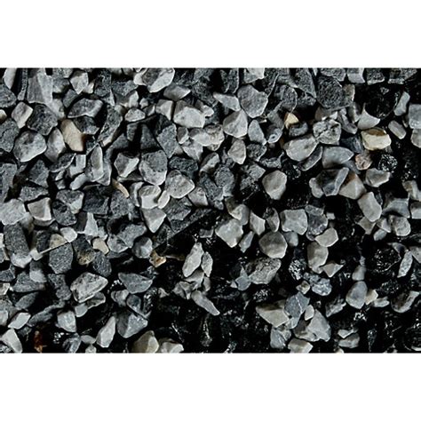 Venta de mallas de 30x30 cm, en marmol, onix y recinto, para decorar muros interiores y exteriores. Wickes Black Ice Chips 14-20mm Major Bag Deal at Wickes