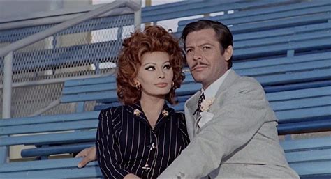 Sophia loren, marcello mastroianni, gianni ridolfi and others. Matrimonio all'italiana (con immagini) | Marcello ...