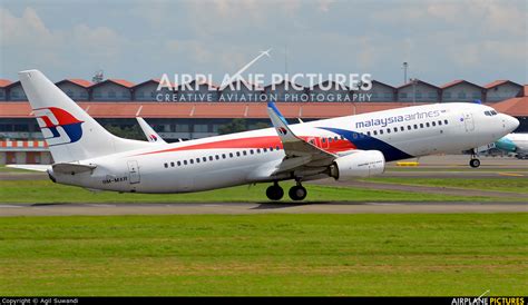 Facts about working at malaysia. 9M-MXR - Malaysia Airlines Boeing 737-800 at Jakarta ...