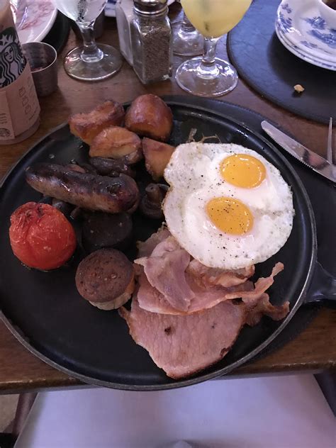 Maybe you would like to learn more about one of these? Full Irish Breakfast on a cold pan : WeWantPlates