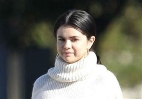 Selena Gomez Is Reportedly Hanging Out With ‘hard Core Partiers After