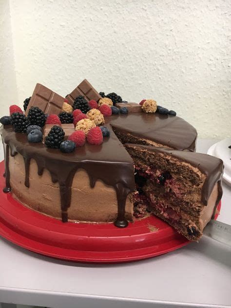 Check spelling or type a new query. {Rezept} Schoko-Buttercreme-Torte mit Waldfrüchten und ...