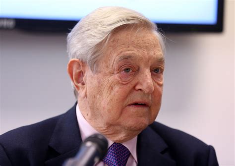 Ma az európai uniót egyszerre kell megmenteni és megújítani. Brüsszel zsarolni akar, Soros Magyarországon kísérletezne