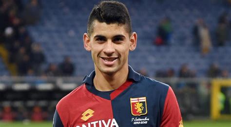 Cristian cuti romero (clasificado) vs ᴄᴀɢʟɪᴀʀɪ | 14/01/2021. "Cuti" Romero, en el once ideal sub 21 del Calcio | Mundo D