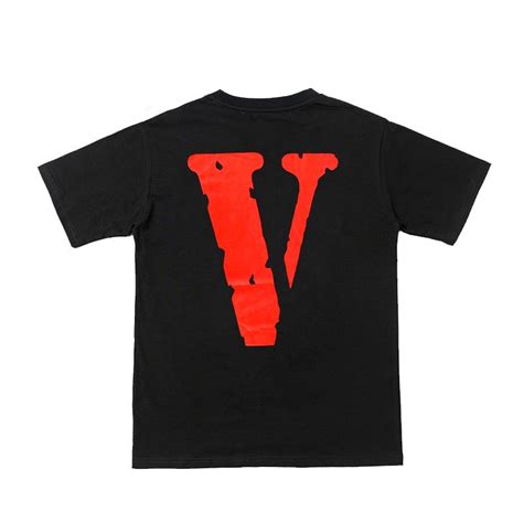 Vlone Logo Tee Black Redwhite ฿5000 บาท