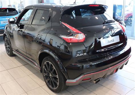 How many other manufacturers would put something funky like the juke crossover into production? 2016 Nissan Juke 5-Door Wagon CVT NISMO AWD