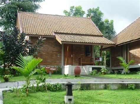 Desain rumah kayu minimalis modern ukuran 8x10 yang cocok di daerah pedesaan. Foto Rumah Sederhana di Desa dan Kampung 2017 - Foto Rumah ...